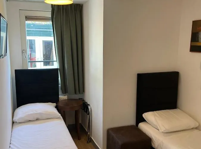 PH Hotel Oosteinde Economy